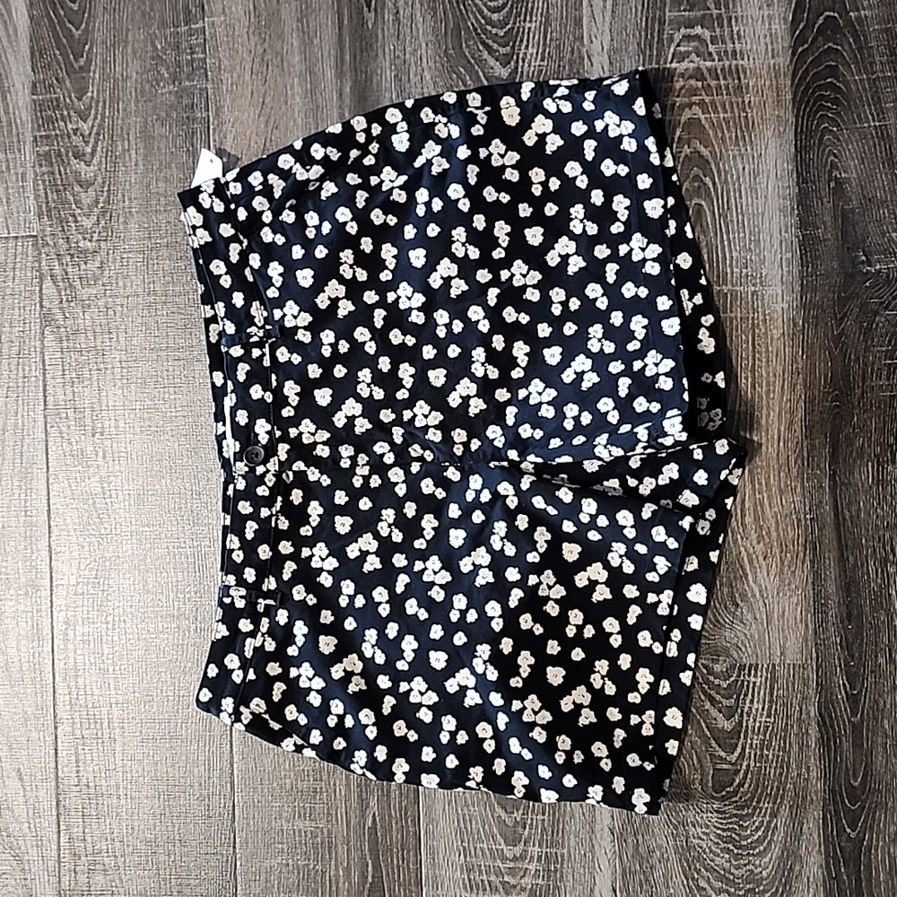 ❄️ Amazon Essentials floral Shorts ❄️